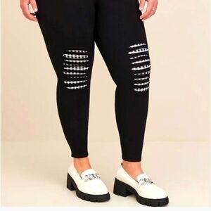 Torrid Black Cut-Out Leggings